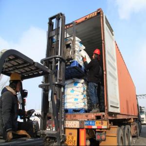 Китай производител Флакони / Перли / твърди 99% (натриев хидроксид, NaOH) сода каустик