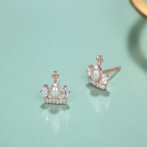 сребърна обица