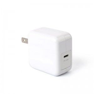 KPS-8409LC PD 18W пътно зарядно