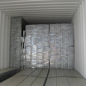 Поцинкована стоманена дъска с ширина 210 с ширина 6 мм