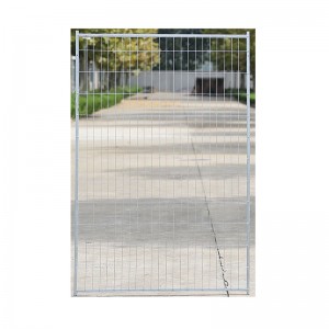 Външна гореща поцинкована телена мрежа Голяма кучешка ограда Голяма клетка за кучета Развъдник за кучета