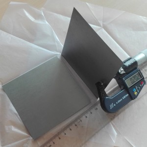 Чиста плоча от молибден