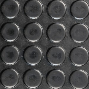 Противоуморен дотиран профил повърхностна селскостопанска гумена матираща животинска гумена подложка за животни