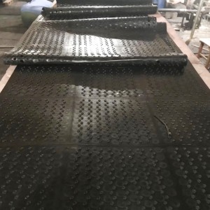 Подложката за бил 3 ПРОМЯНА