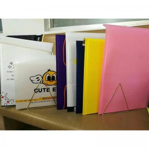 Търговия на едро Бели Mailer самозалепващи PE пликовеBubble Bag