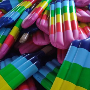 Надуваем поплавък / салон за басейн Rainbow Popsicle