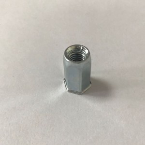 гайка за нитове