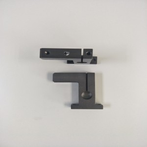 Обръщане на фрезова работна обработка за монтаж на промишлено оборудване