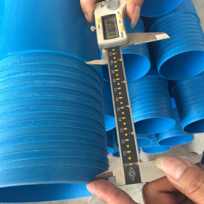 200 мм PVC-U корпус и екранна тръба за пробиване