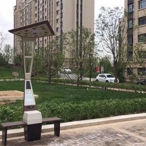 Висококачествена телефонна зареждаща WiFi гореща точка LED реклама Smart Solar Outdoor Park стоманена пейка