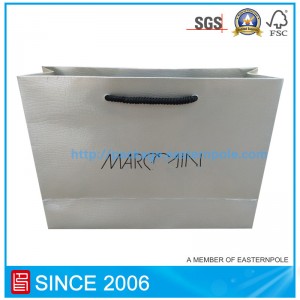 Луксозна хартиена торба за дрехи