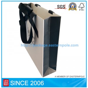 Елегантна подаръчна хартиена чанта с дизайн по поръчка