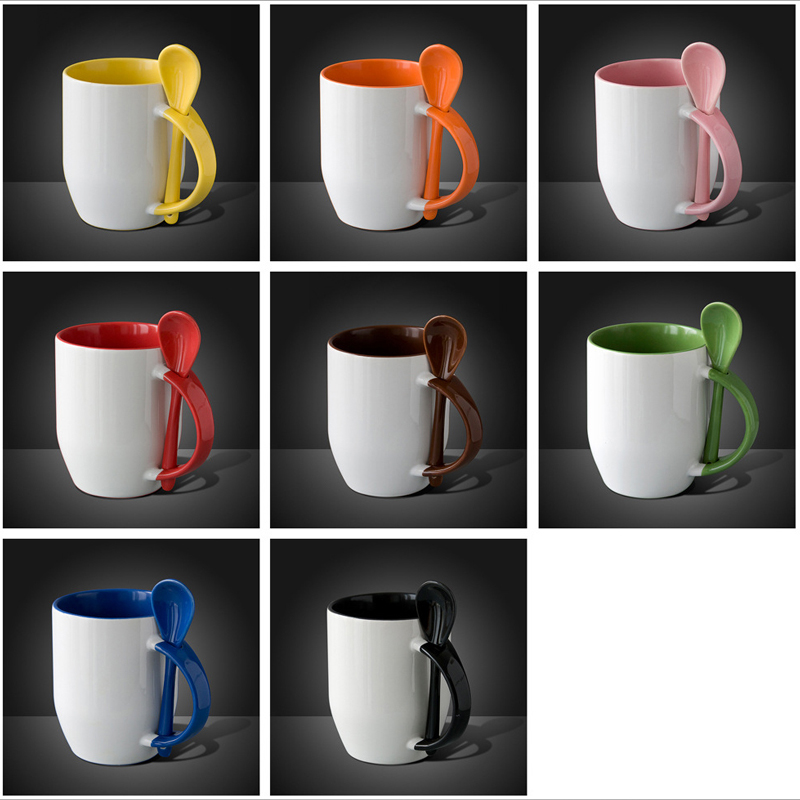 персонализирана цветна керамична чаша с лъжица в дръжка за продажба