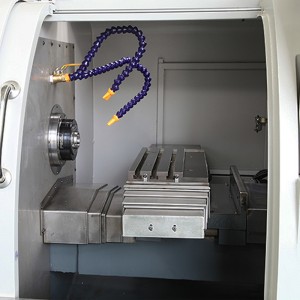 С 2бр събирайте патронник метален хоризонтален струг с чнк една година след продажбата на услугата