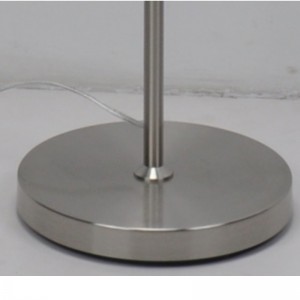 Подова лампа с нюанс на черен плат с лазерно изрязване