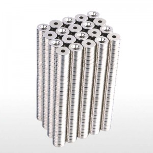 Държач за кола Мобилни магнитни скелета за мобилен телефон