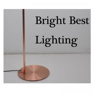 Подова лампа с функция за регулиране и плоска основа