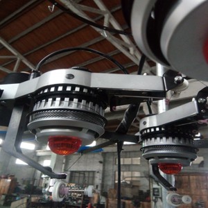 Висококачествен поръчков модел Джакквард колянна бинтовка за плетене