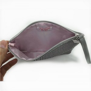 плоска козметична чанта