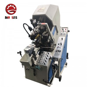 Машина за изработване на обувки с нокти