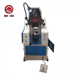 Машина за изработка на обувки с трайни пети