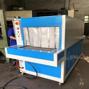 Машина за изработване на обувки за отопление