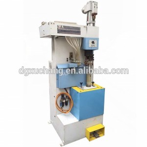 Брустия дама жена обувки с високи токчета, приготвяне на машина на Индия