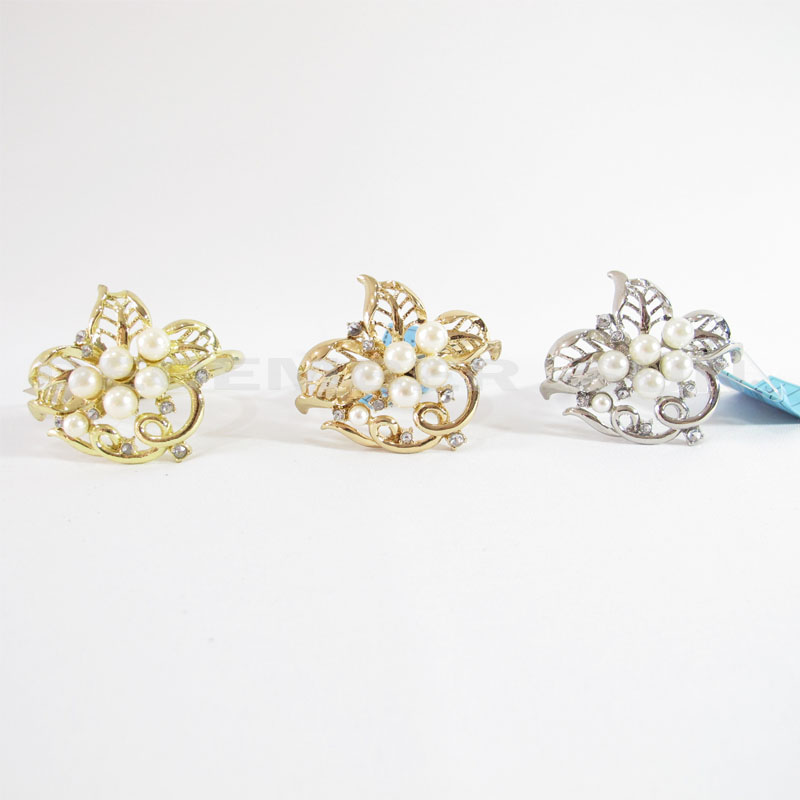 Горещ продава елегантен и изящен метален пръстен за салфетки