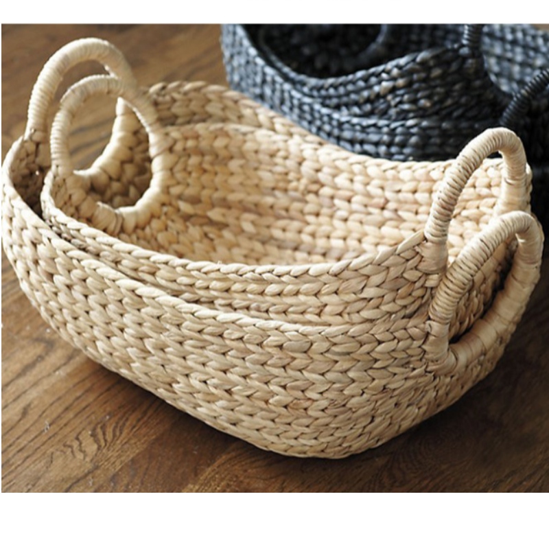 Овална тъкана сервираща тава