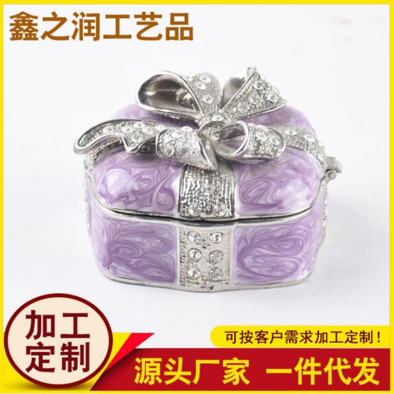 Фабрична разпродажба Metal Fashion Jewery Box European book bad suare box подарен бижутер кутия зестра