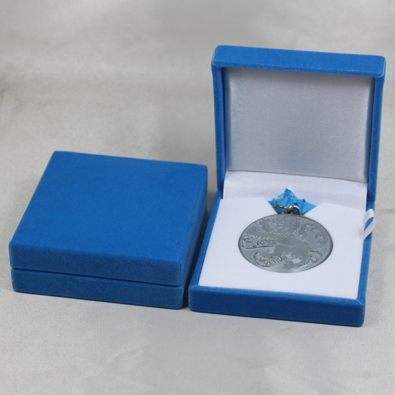 Елемент V-06 квадратен пластмасов флейкет за 50-60 mm монети, значка, копчета за ръкавели, щипка за вратовръзка, медал и т.н.88*91*33, тегло ...