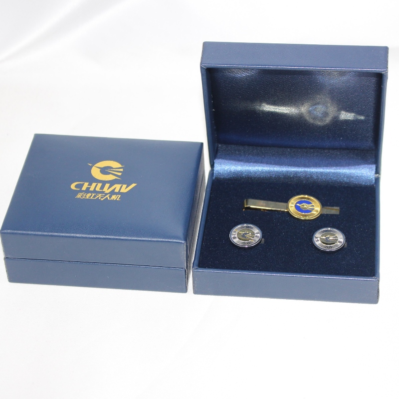 Позиция V-09 правоъгълник Кожа за кожа от хартия за монета 50-60 мм, ръкавели, щипка за вратовръзка, значка и т.н. мм. 98 * 84 * 38, тегло окол...