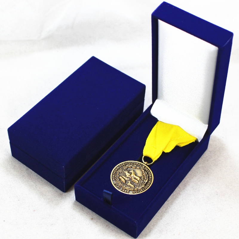 Позиция V-10 правоъгълник Кожа от хартия за кожа за медал и значка 40 * 80 mm и т.н. мм. 60 * 111 * 38, тежести около 82гр