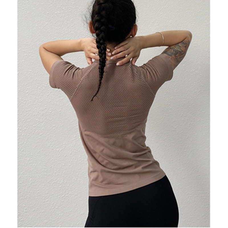 Кухо издълбан дизайн лятна дишаща блуза тренировка тънък йога движение с къс ръкав
