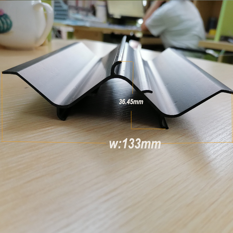 PVC сепараторни панелни елеминатори за отстраняване на мъгла за охлаждане на профил на капковия сепаратор за вентилация