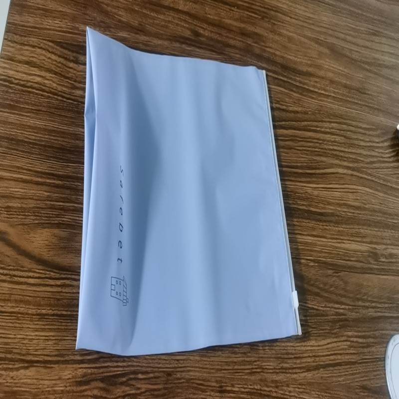 Потребителски цип еко запечатани преносими опаковки EVA меки пластмасови торбички