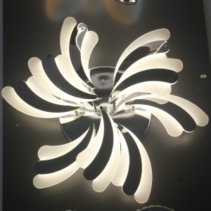 оловна таванска лампа Стилен PC капак с ултравиолетова устойчивост и антижълтеникава