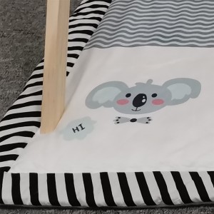 Плодова дървесна площадка за игра