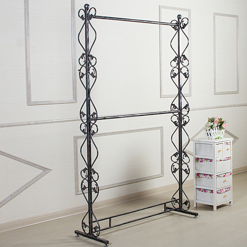 TMJ PP-560 Factory Cutom High Clothing Display Design Revoling Metal Ornament Display Stand