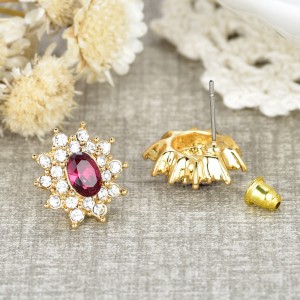 Класически обици на ушите