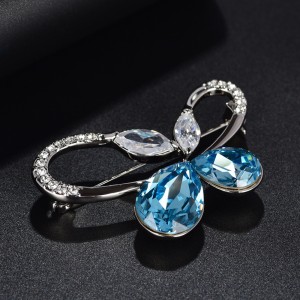 Корейски издание личност кристал брошка