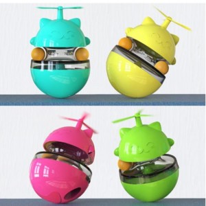 Безплатна проба Amazon Cat играчки домашни любимци, доставянето на играчки, изтичане на гол топка забавно котка пръчка се наслаждават...