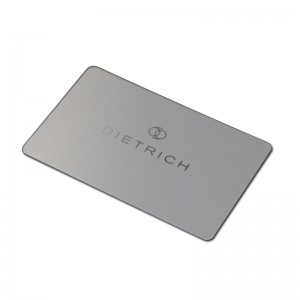 Висококачествени обичай марка мода матово покритие метално име етикет копринен печат алуминиева бизнес посещение карта за собс...