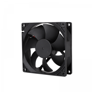 DC безчеткови фен