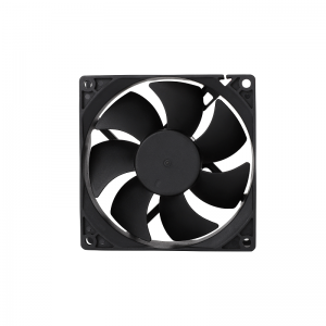 DC безчеткови фен