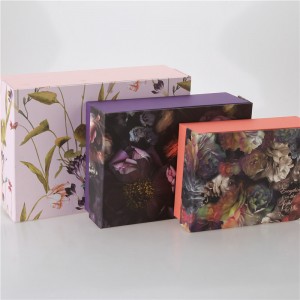 Деликатен позлатен бутон Еластичен бутон Подаръчна кутия