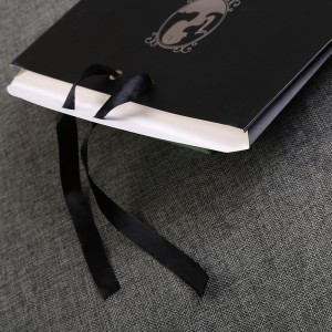 Корейски тънки кожени панталони опаковки кутия лъскави панталони гамаши чорапогащи чорапогащи чорапогащи черна панделка опако...