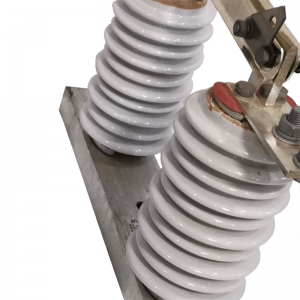 Еднофазен високо напрежение порцеланов вакуум, изолиращ прекъсвач