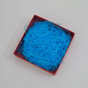 На едро висококачествена декоративна рафия нарязана кутия за пълнене на раздробена хартия за подаръчна кутия Филе крафт опаковк...