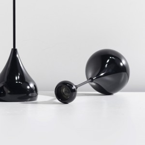 Свещник с форма на вода